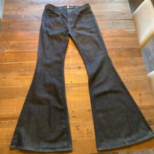 7 for All Mankind Bell Bottom Dark Blue Jean Size 25